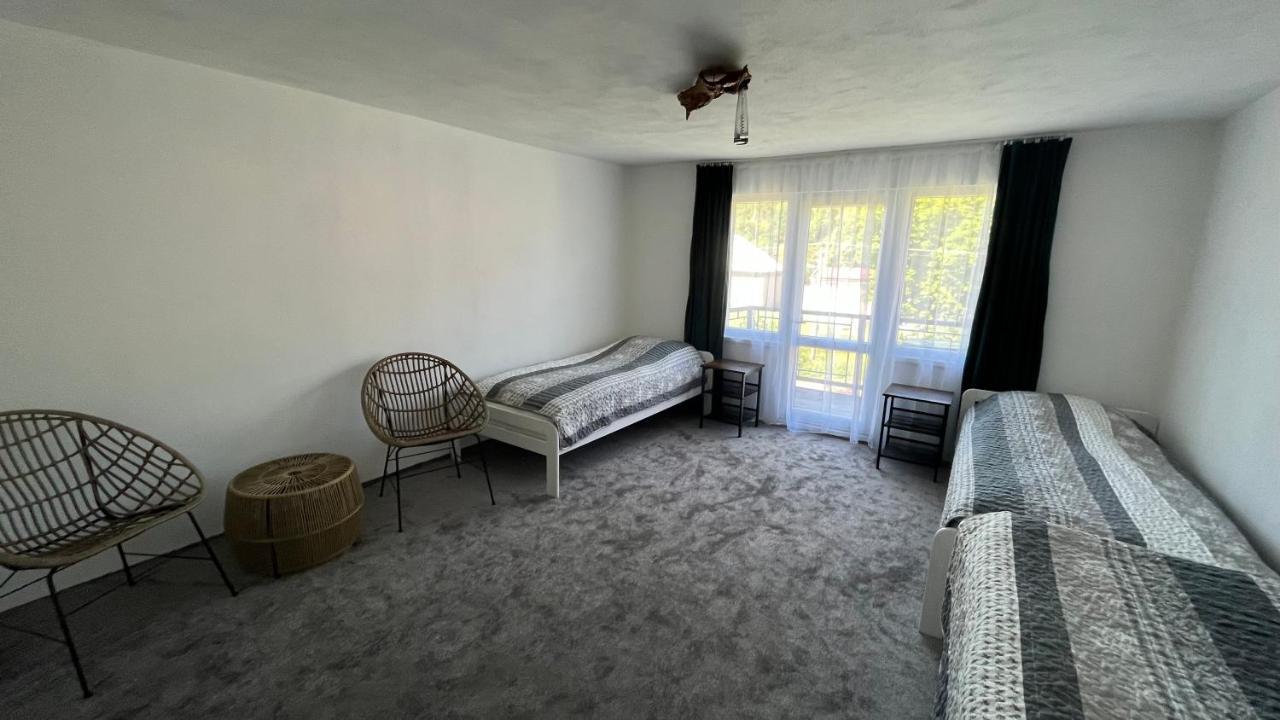 Apartmanovy Dom Adas Prosiek Zewnętrze zdjęcie