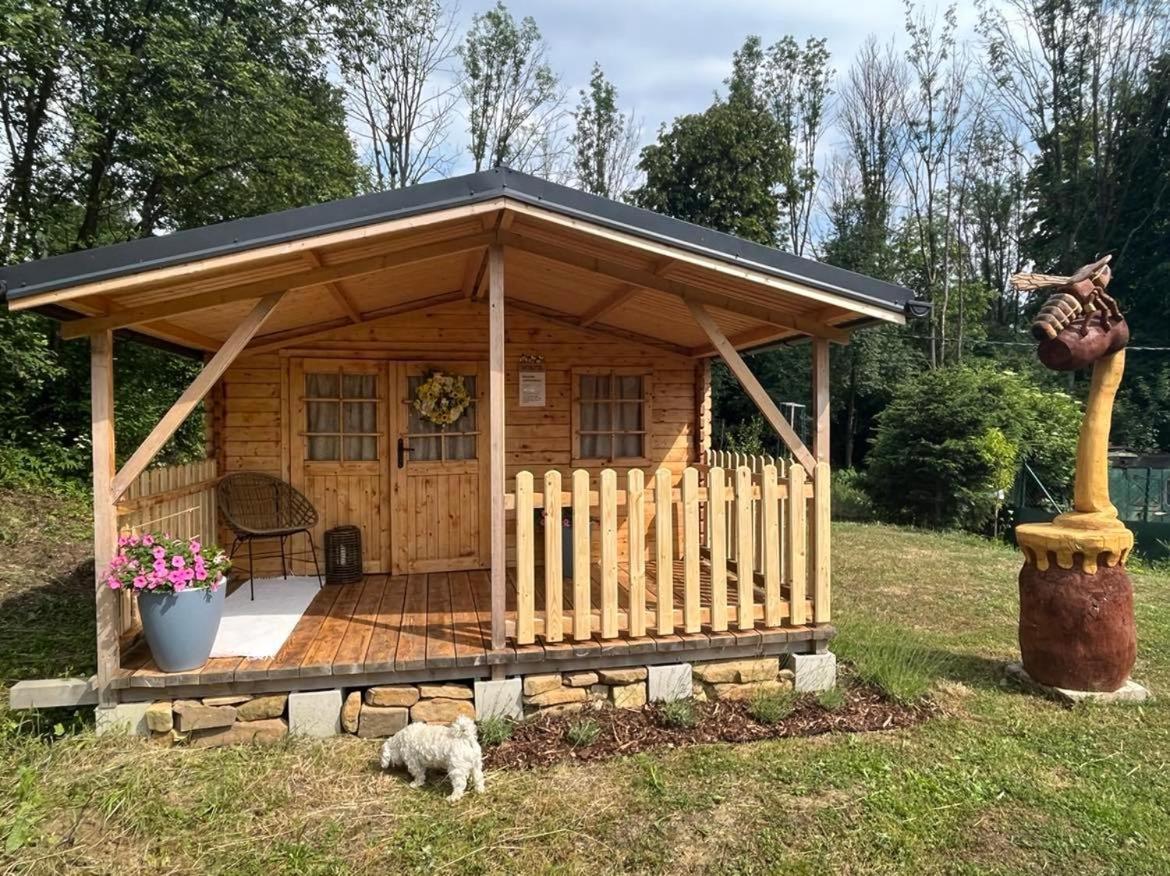 Apartmanovy Dom Adas Prosiek Zewnętrze zdjęcie
