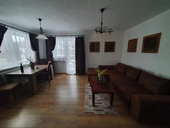 Apartmanovy Dom Adas Prosiek Zewnętrze zdjęcie