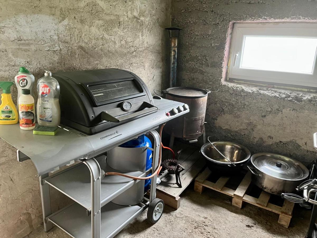 Apartmanovy Dom Adas Prosiek Zewnętrze zdjęcie